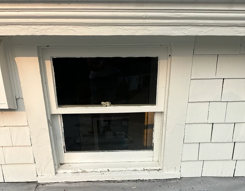 Window in need of replacement in Westport,CT